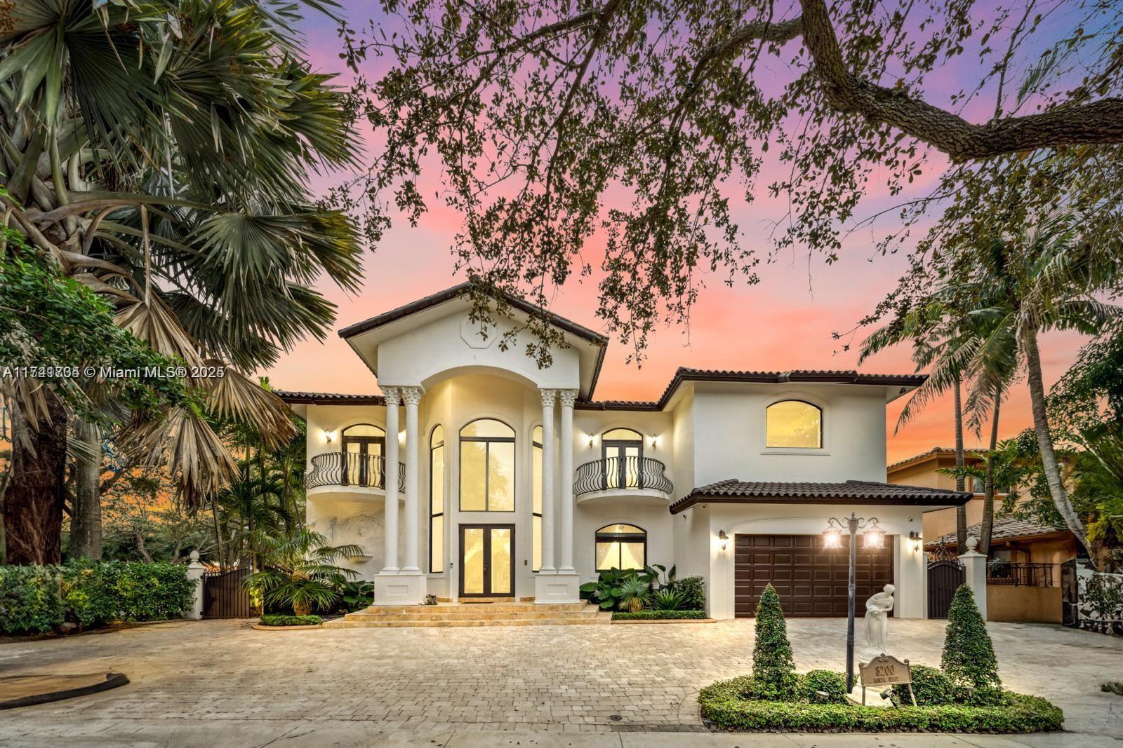 Property for Sale at 8200 Nw 163rd St, Miami Lakes, Miami-Dade County, Florida - Bedrooms: 4 
Bathrooms: 5  - $2,800,000