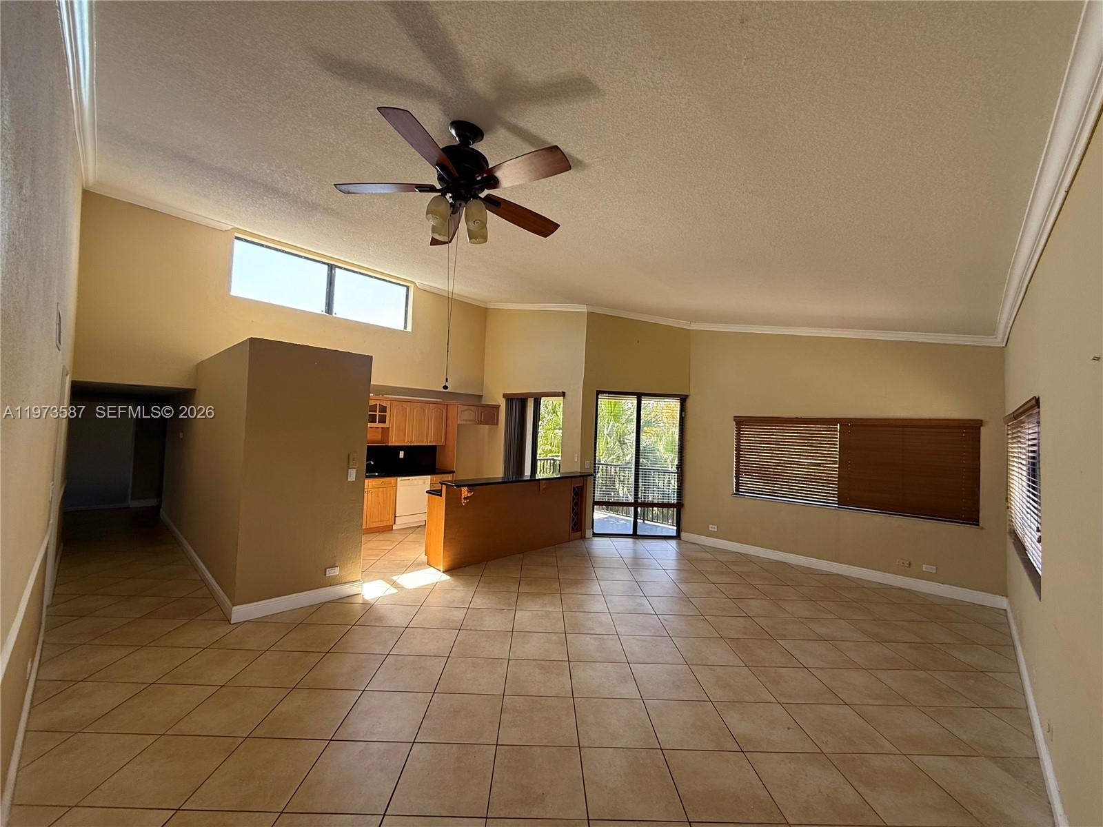 SEC 44 ATRIUMS AT SNAPPER - Residential