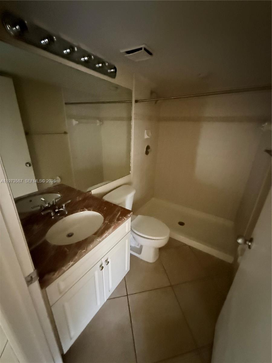 SEC 44 ATRIUMS AT SNAPPER - Residential