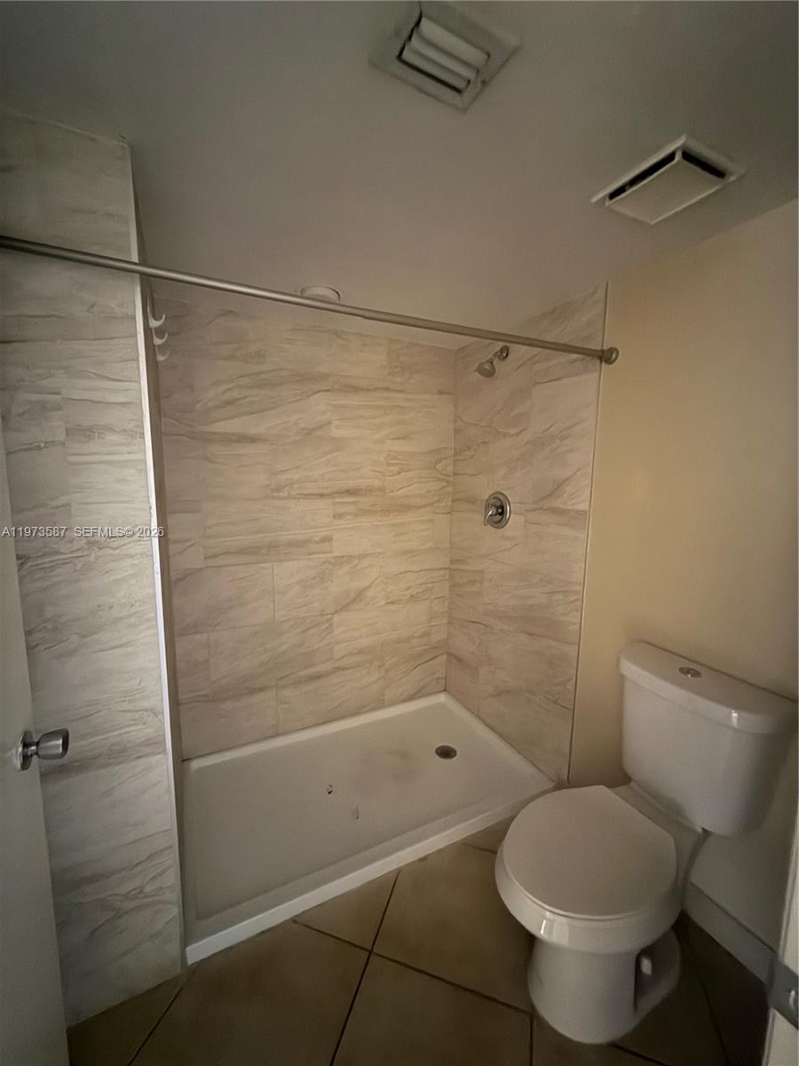 SEC 44 ATRIUMS AT SNAPPER - Residential