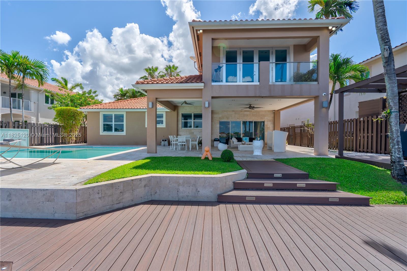 6822 NW 112th Ave 6822