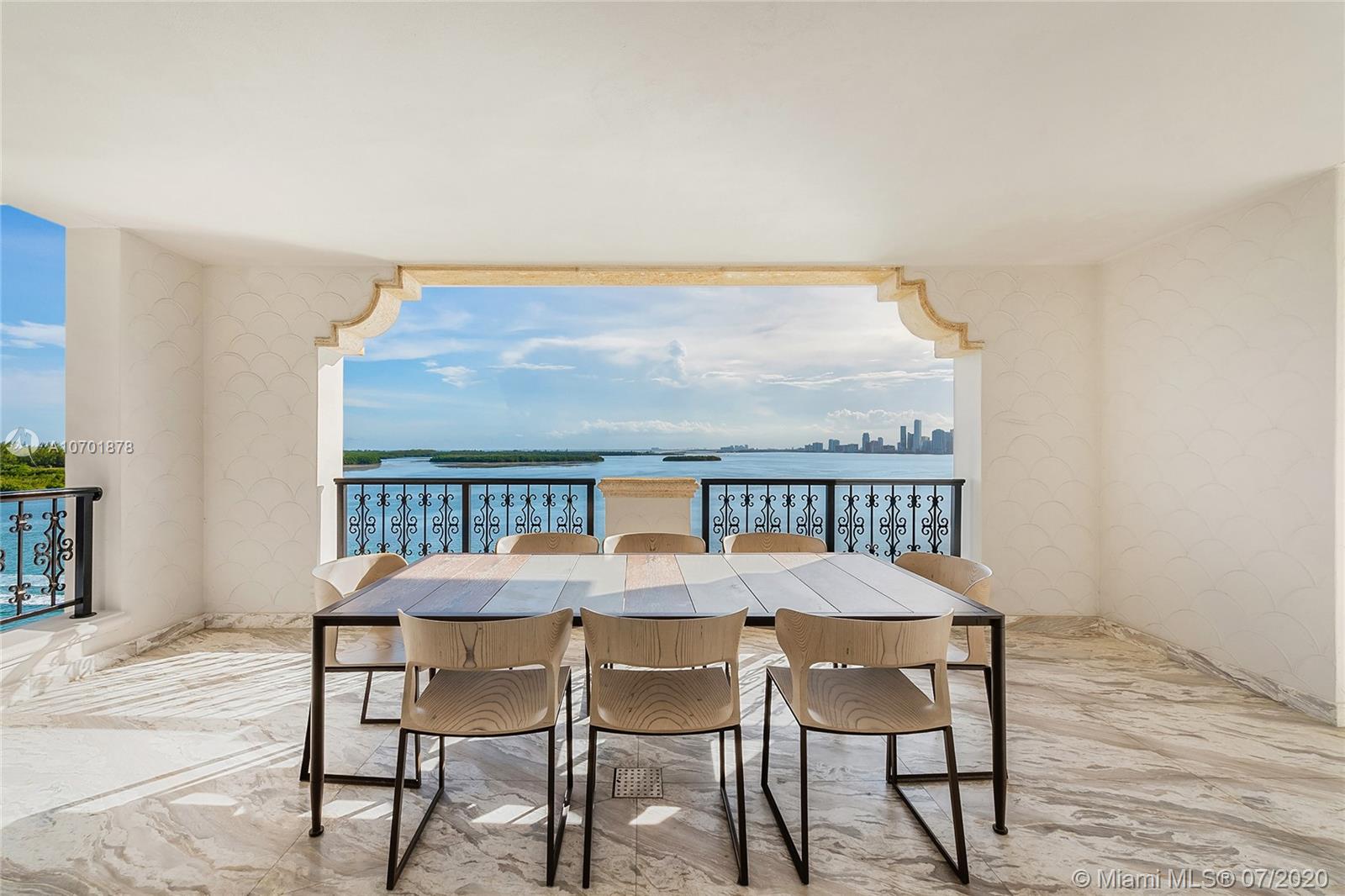 BAYVIEW FISHER ISL CONDO - Residential