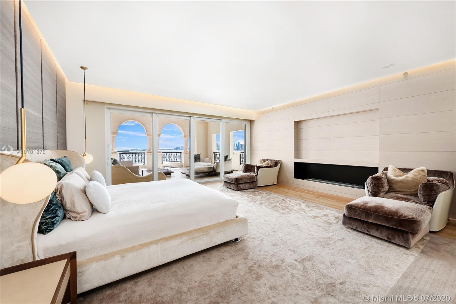 BAYVIEW FISHER ISL CONDO - Residential