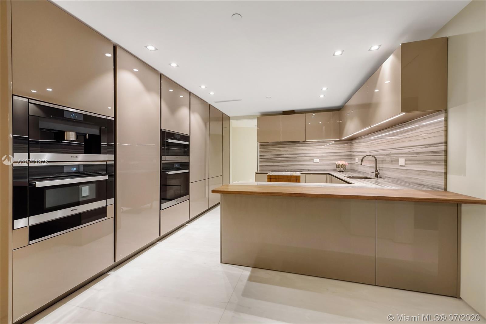 BAYVIEW FISHER ISL CONDO - Residential