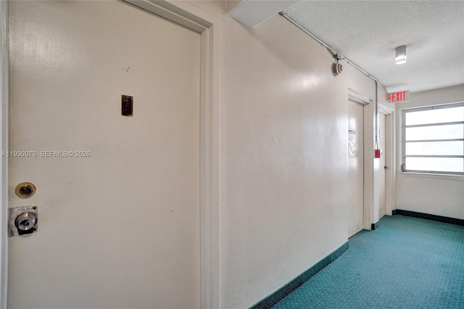 WINDWARD CONDO - Residential