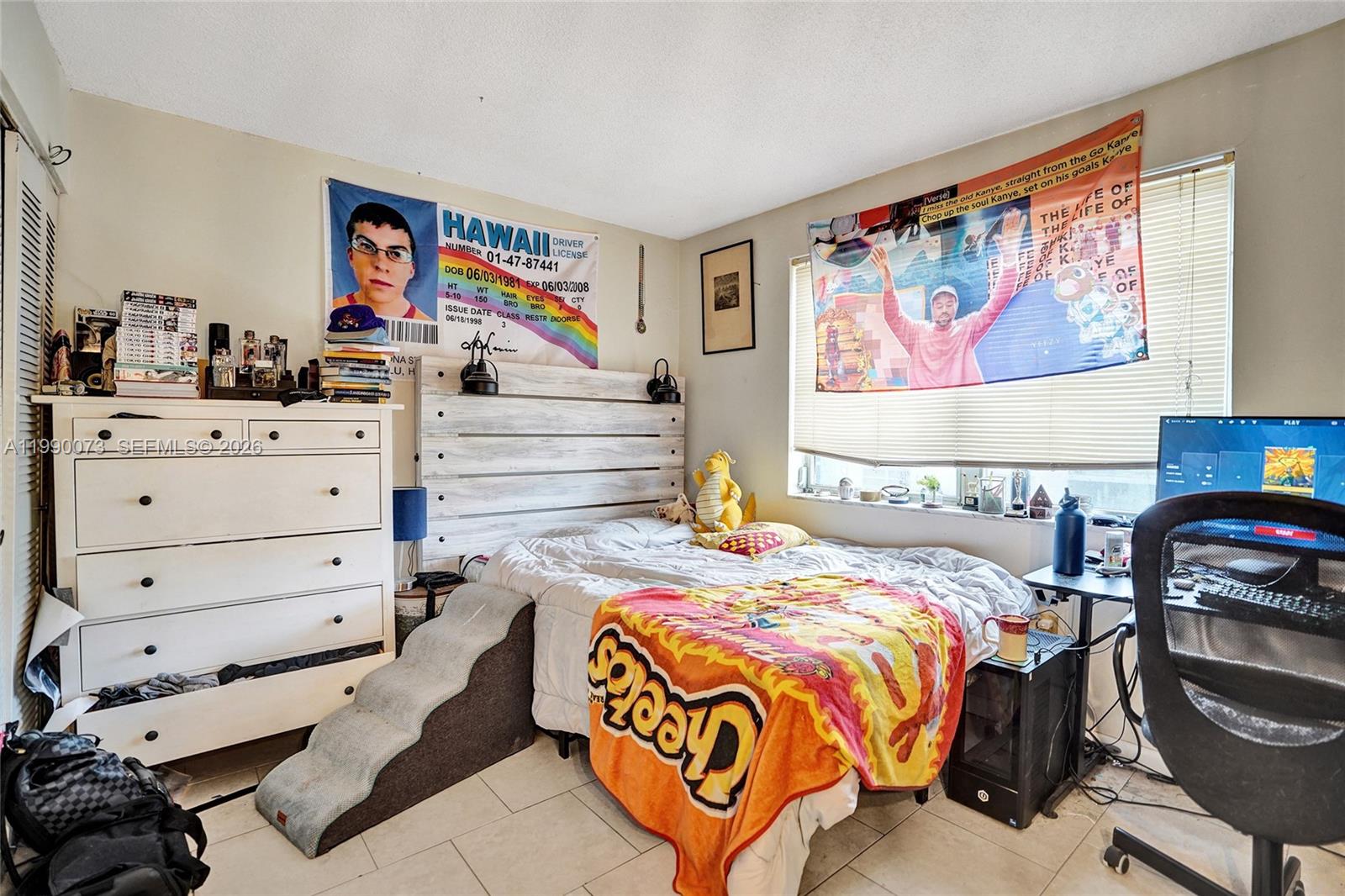 WINDWARD CONDO - Residential