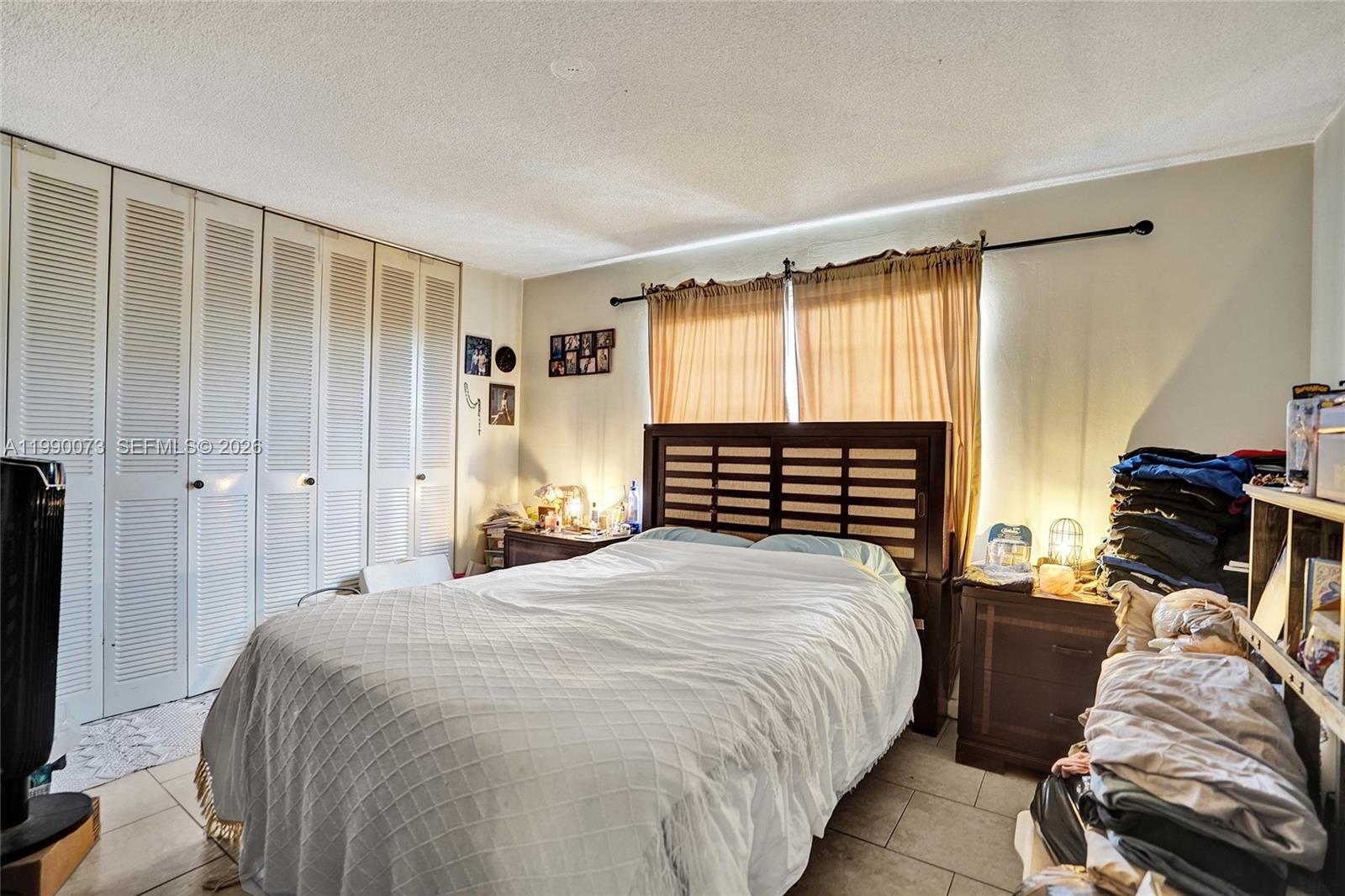 WINDWARD CONDO - Residential