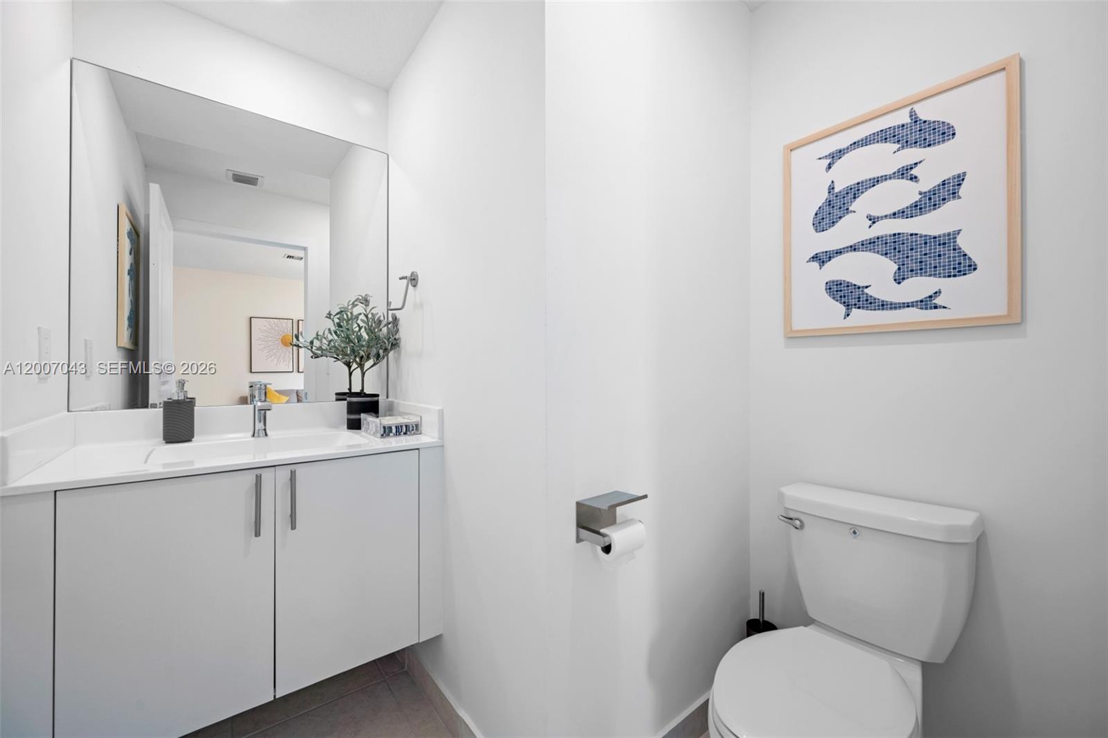 DOWNTOWN DORAL SOUTH PHAS - Residential