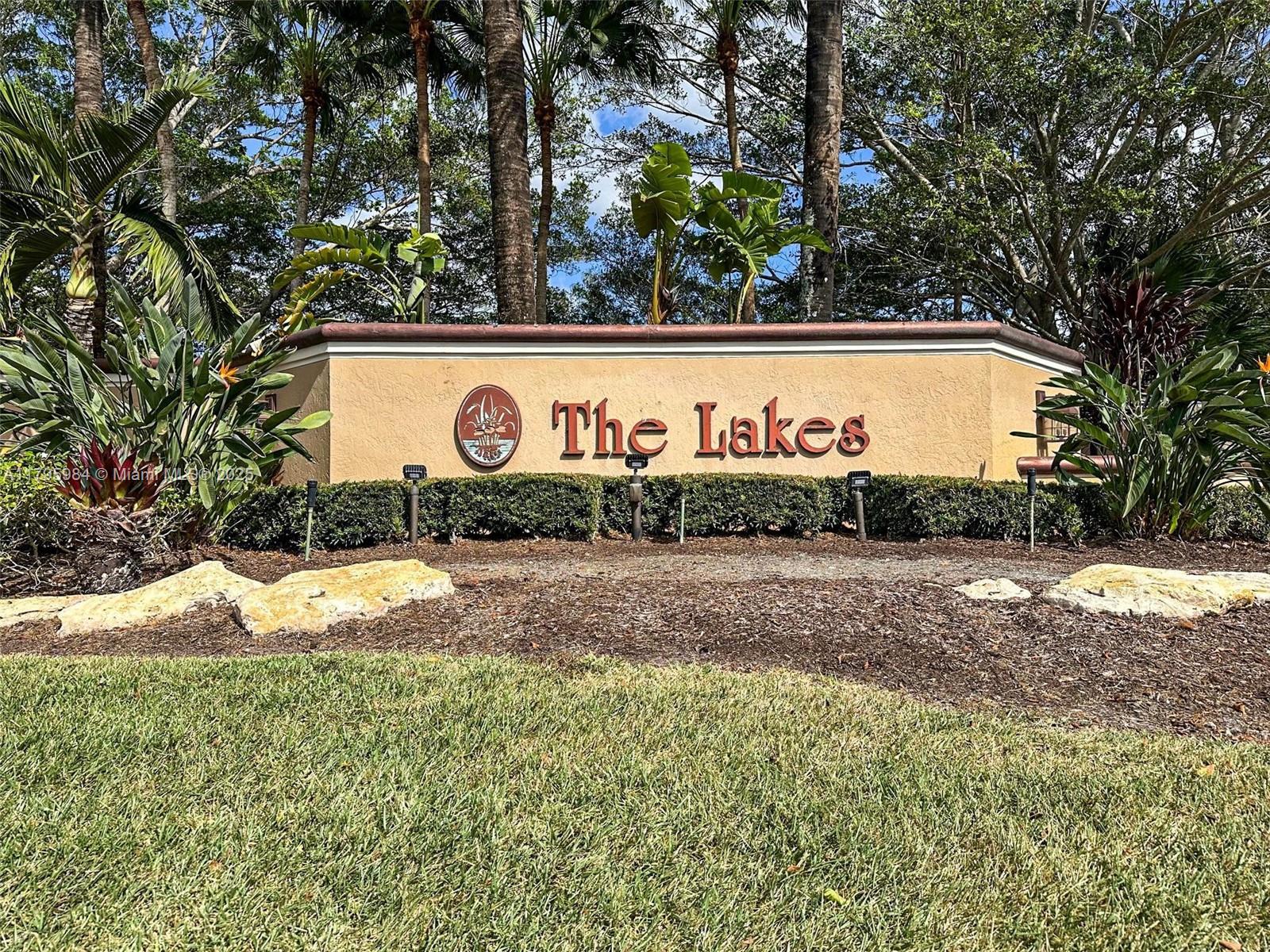 782 Lake Blvd