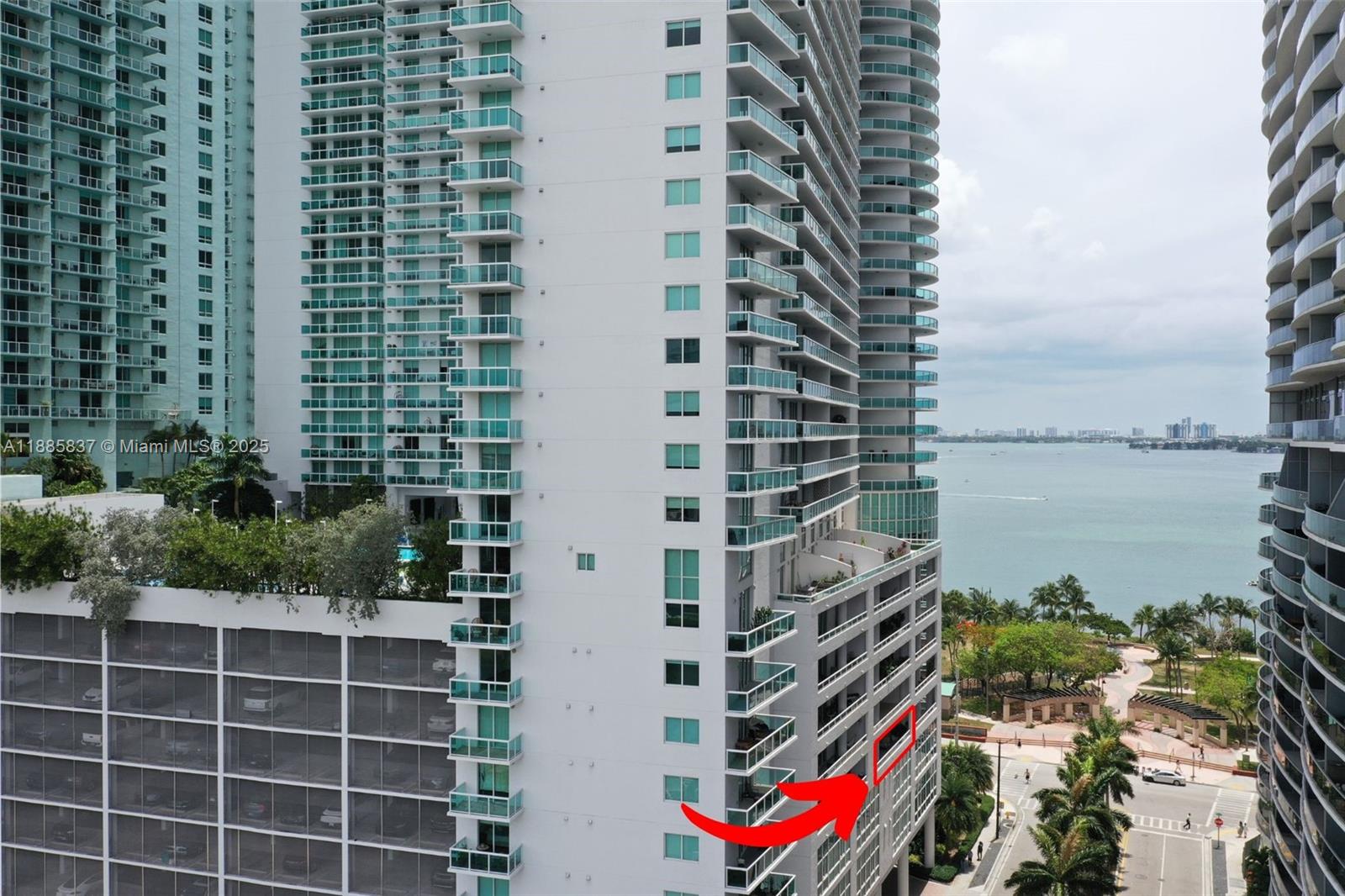 1800 CLUB CONDO - Residential