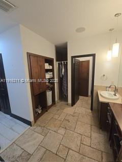 SECTOR 7-PARCEL Q - Residential Lease