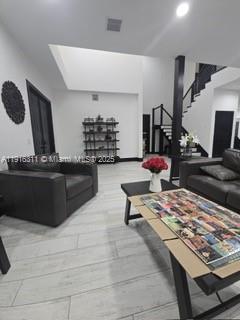 SECTOR 7-PARCEL Q - Residential Lease