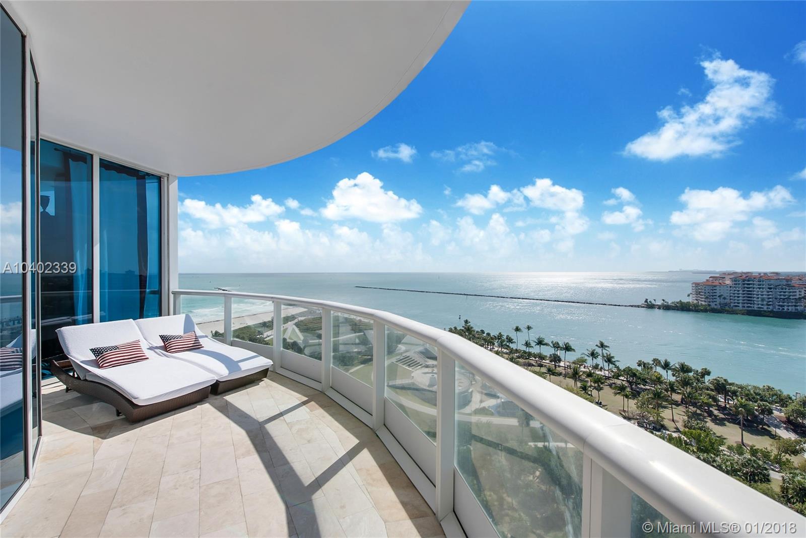 CONTINUUM ON SOUTH BEACH - Residential