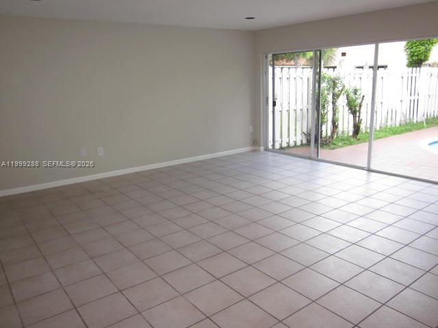 WEITZER HAMMOCKS HOMES SE - Residential Lease