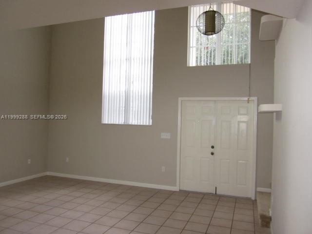 WEITZER HAMMOCKS HOMES SE - Residential Lease