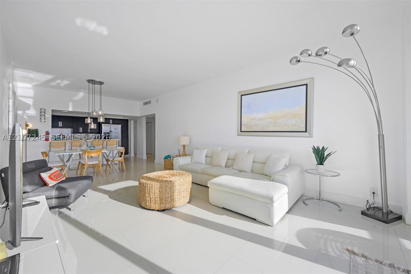 19370 Collins Ave PH-14