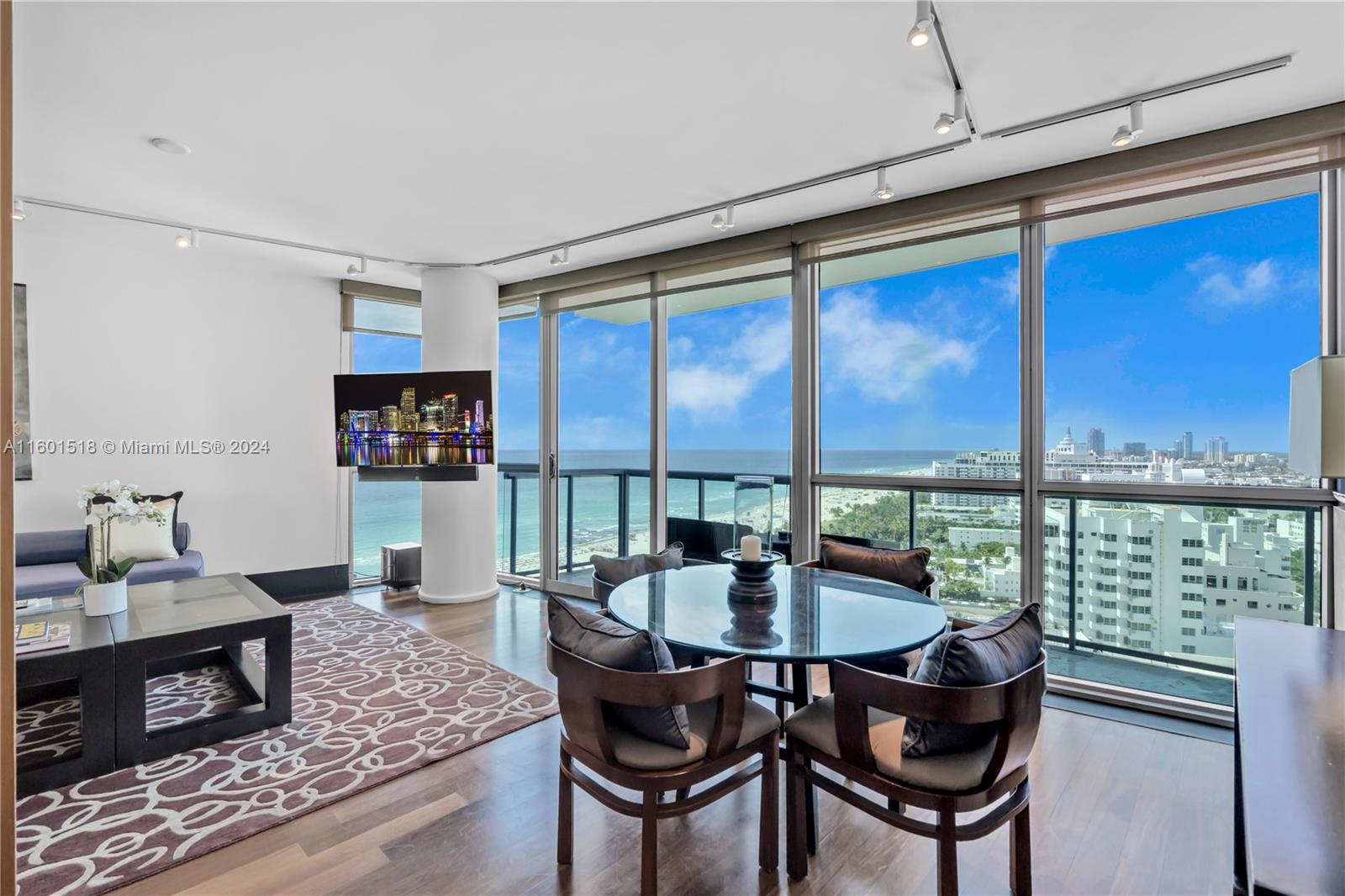 101 20th St 2504