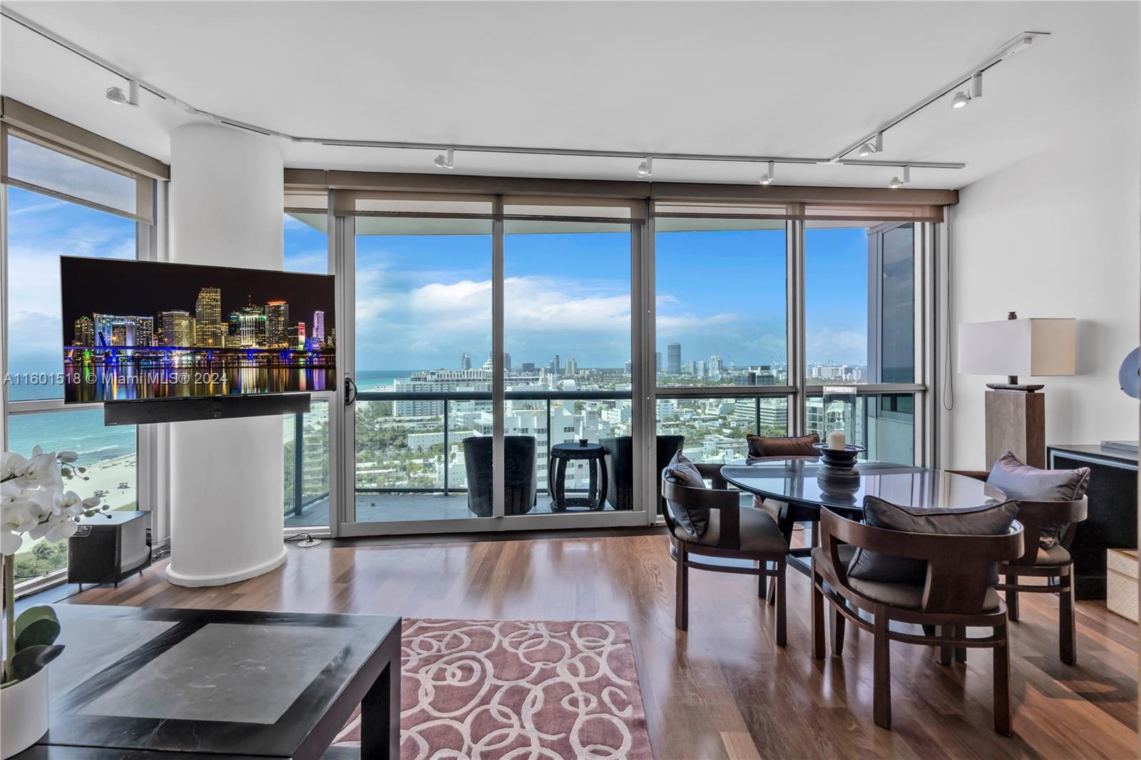101 20th St 2504