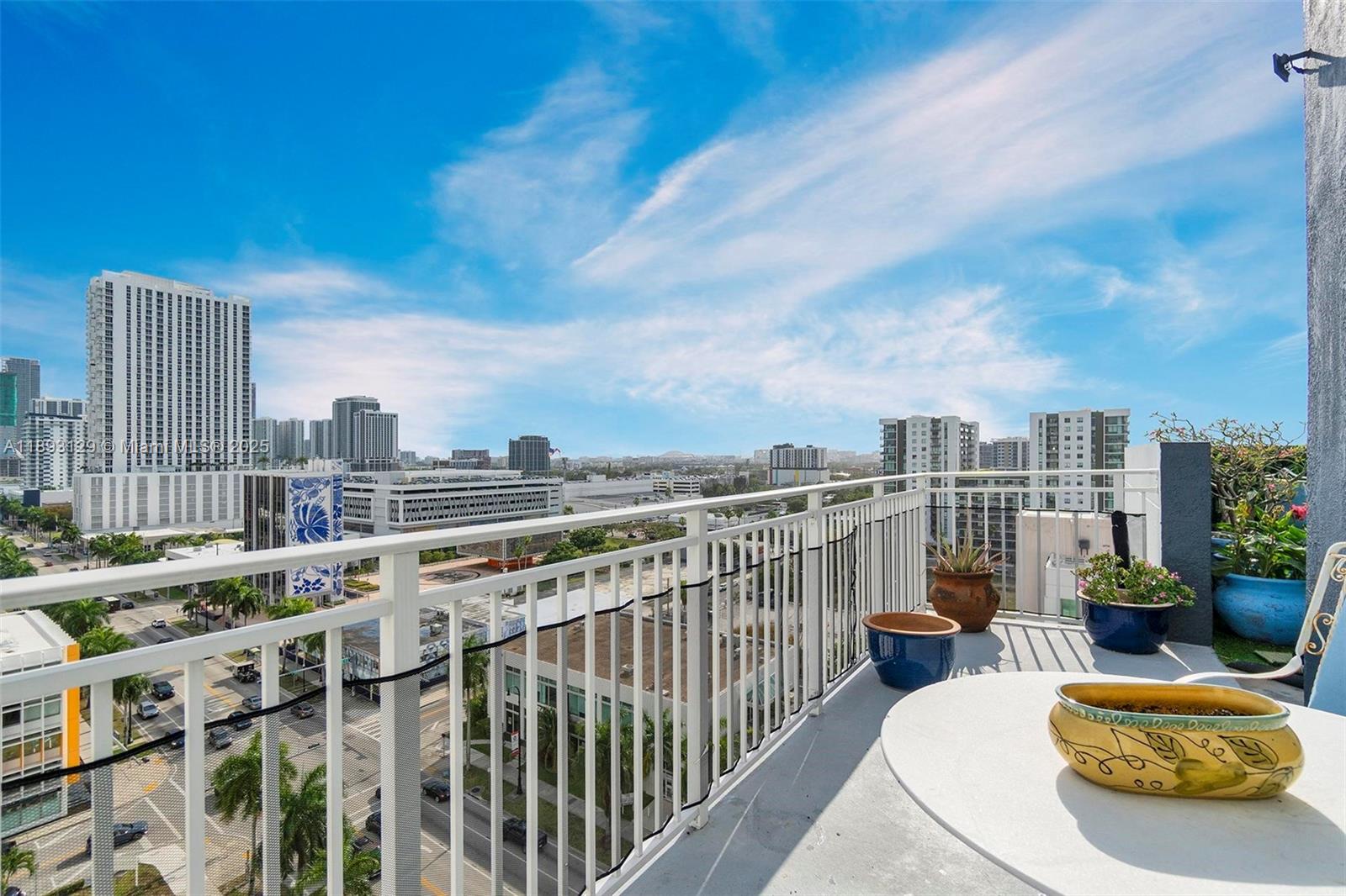 UPTOWN LOFTS CONDO - Residential Lease