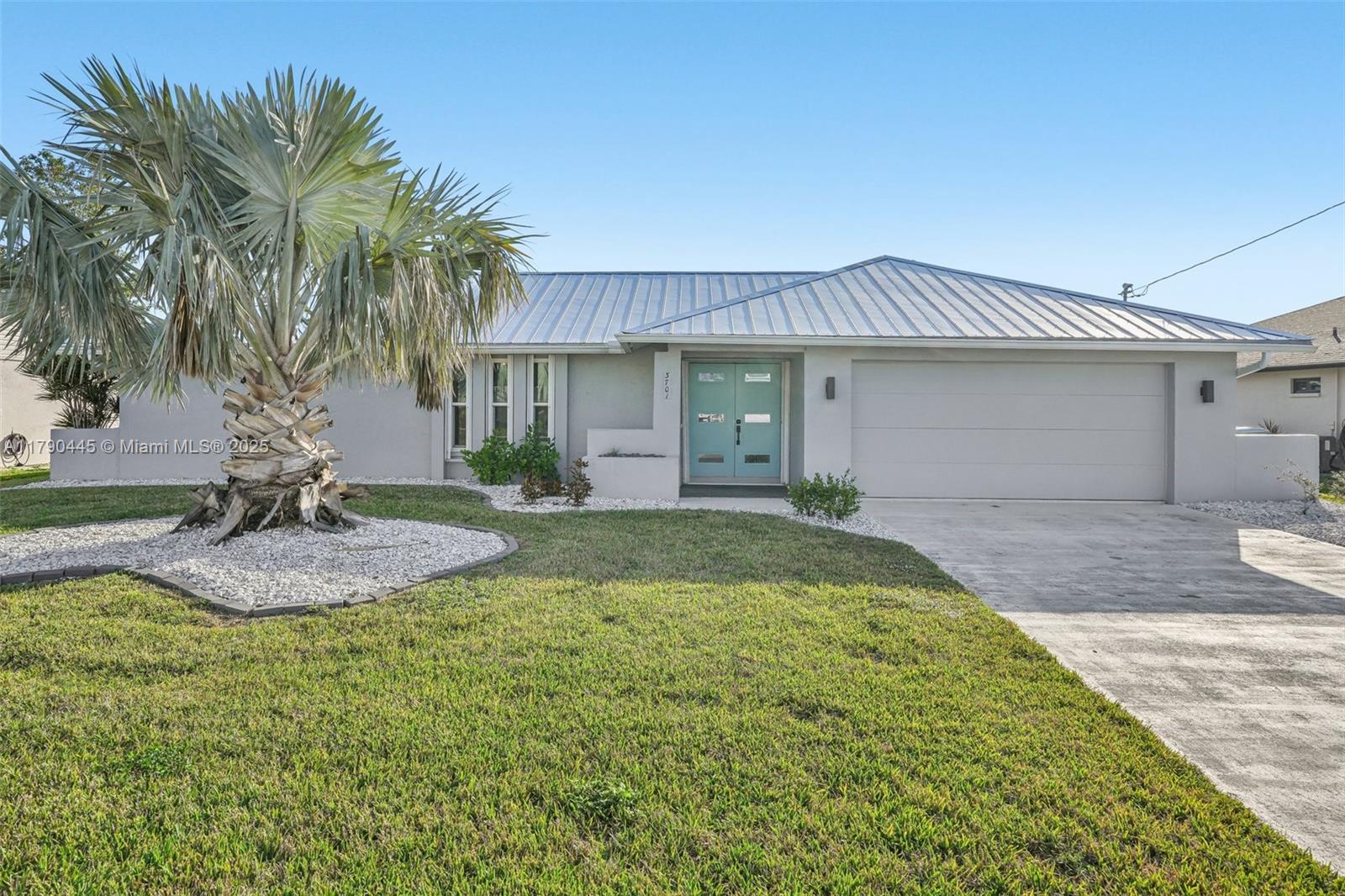 3701 Se 17th Pl, Cape Coral, Lee County, Florida - 3 Bedrooms  
2 Bathrooms - 