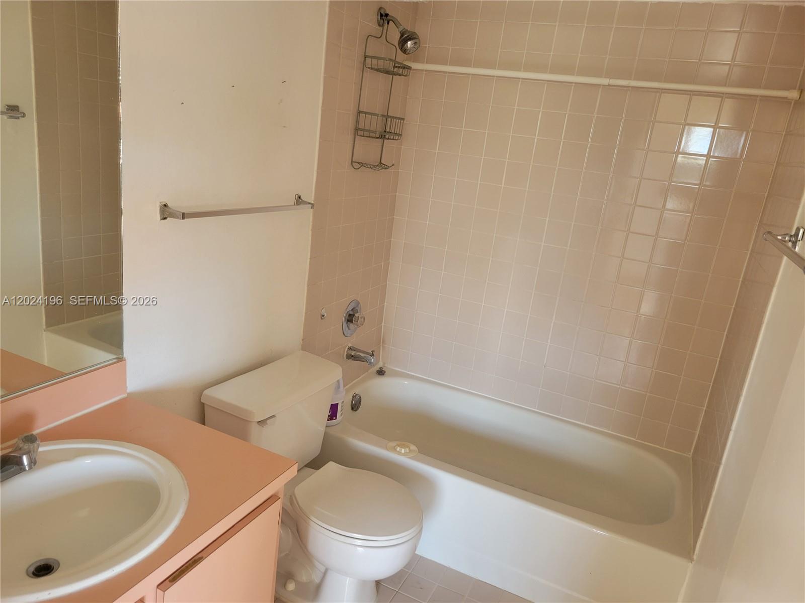 SAGA BAY GARDENS CONDO - Residential
