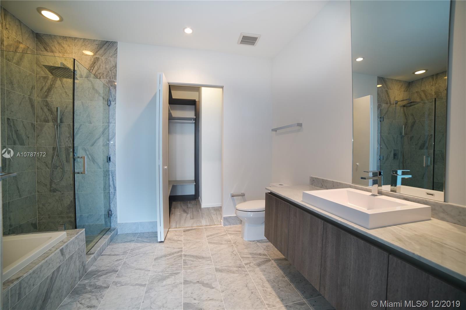 SLS Lux - Residential Lease