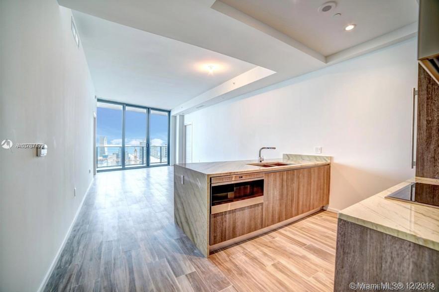 SLS Lux - Residential Lease