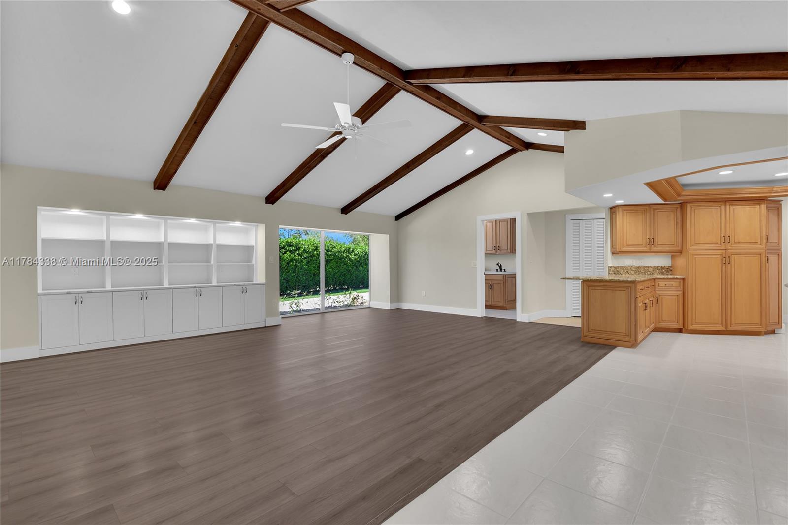 PALM RIVER ESTATES - Residential
