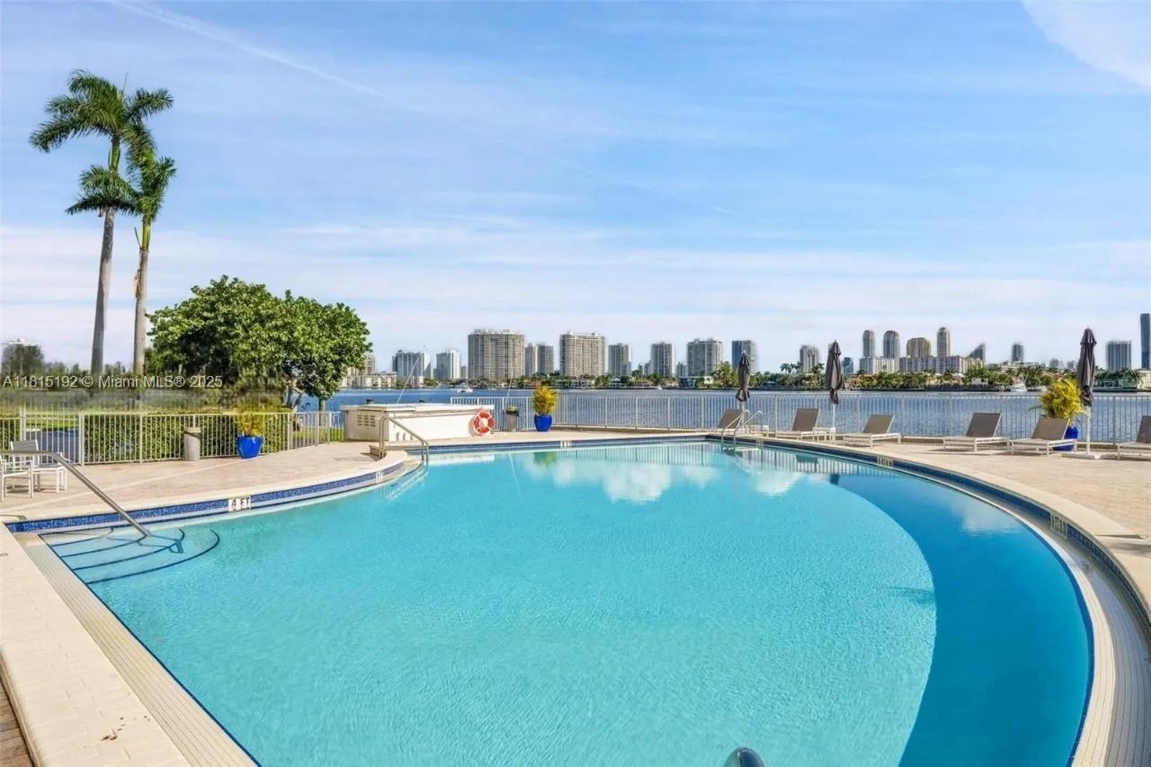 REEF SOUTH CONDO - Residential