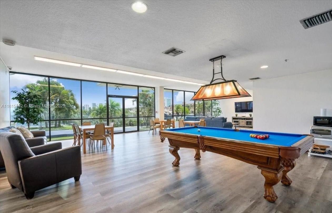 REEF SOUTH CONDO - Residential