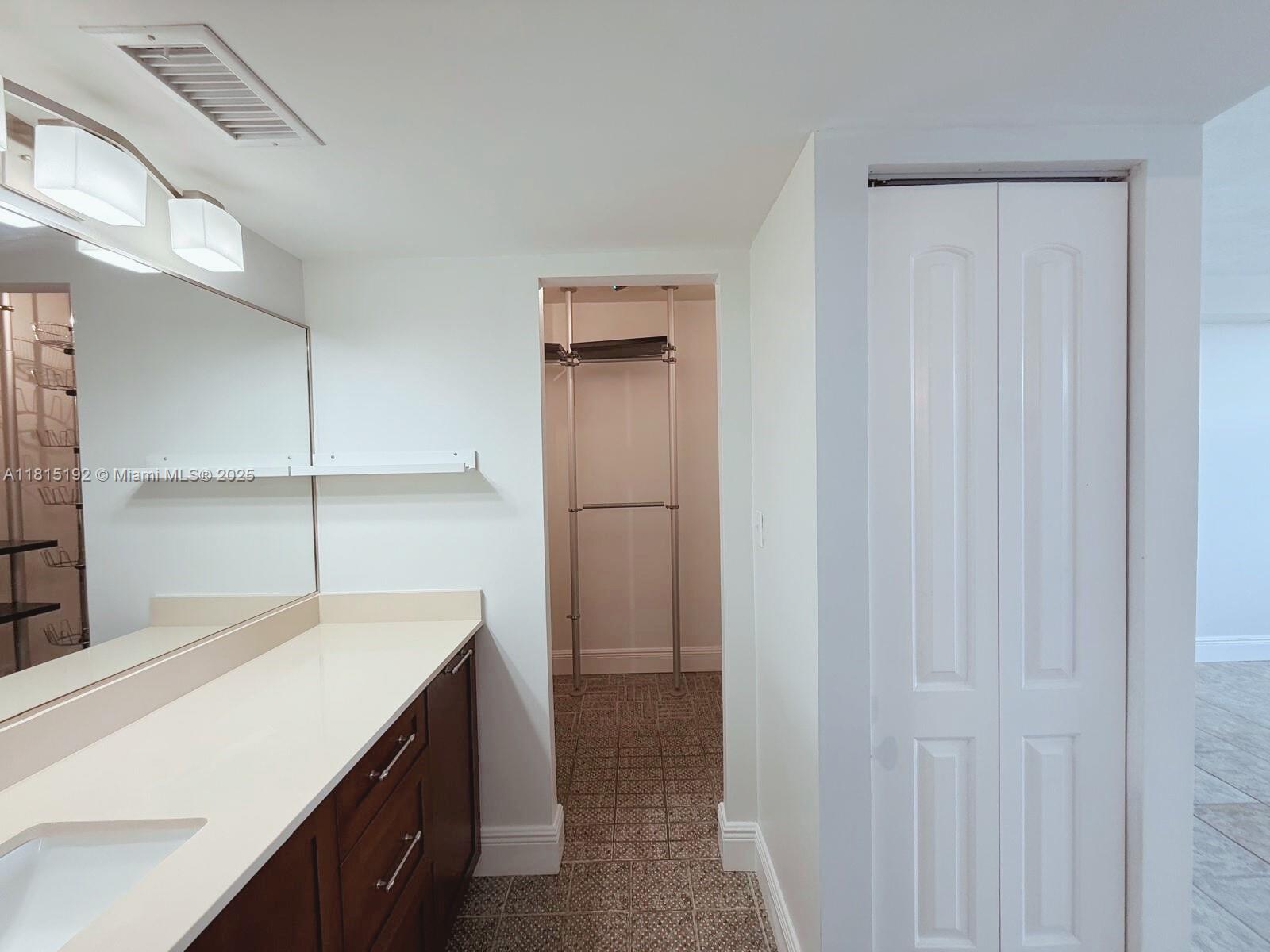 REEF SOUTH CONDO - Residential