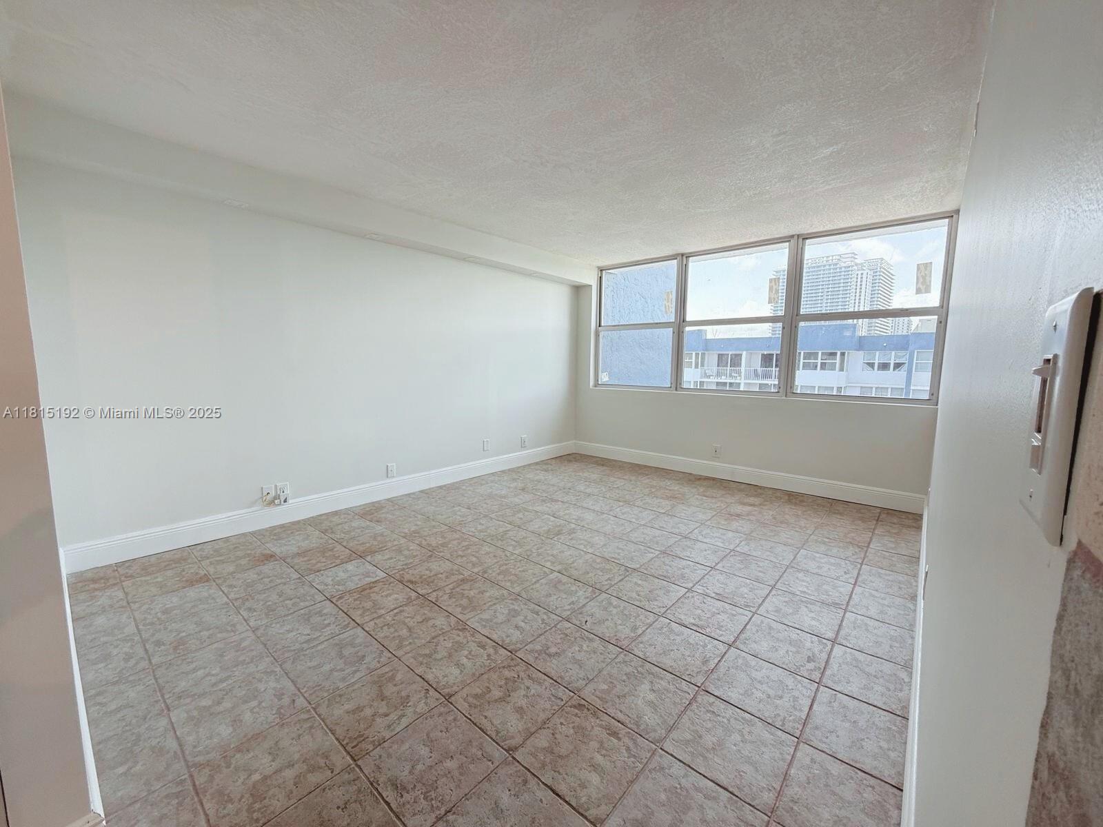 REEF SOUTH CONDO - Residential