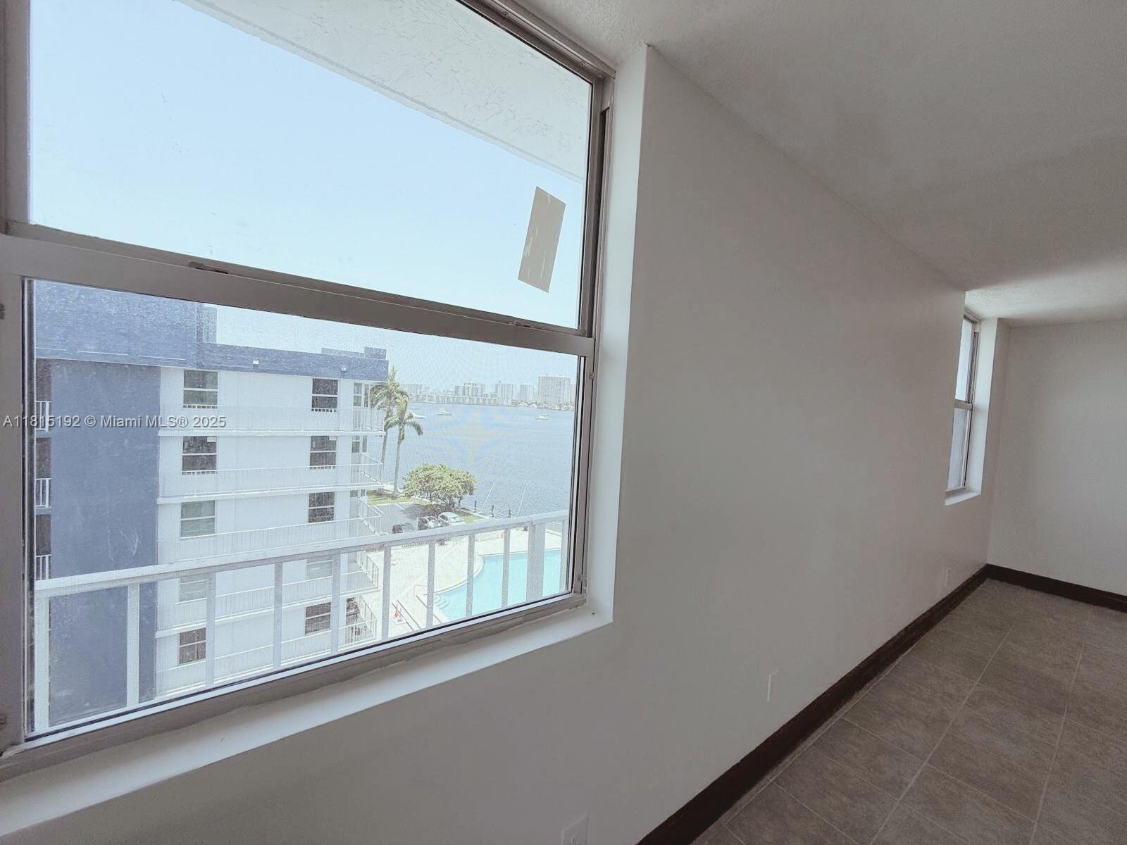 REEF SOUTH CONDO - Residential