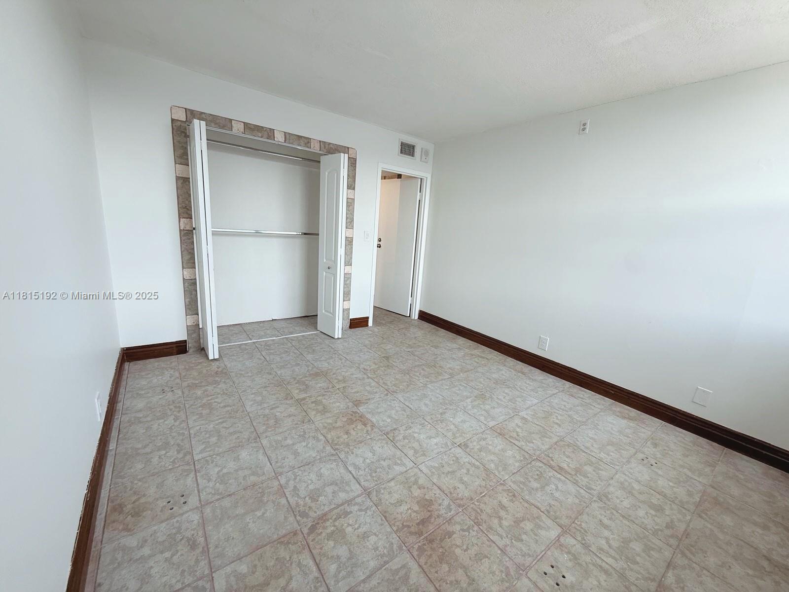 REEF SOUTH CONDO - Residential