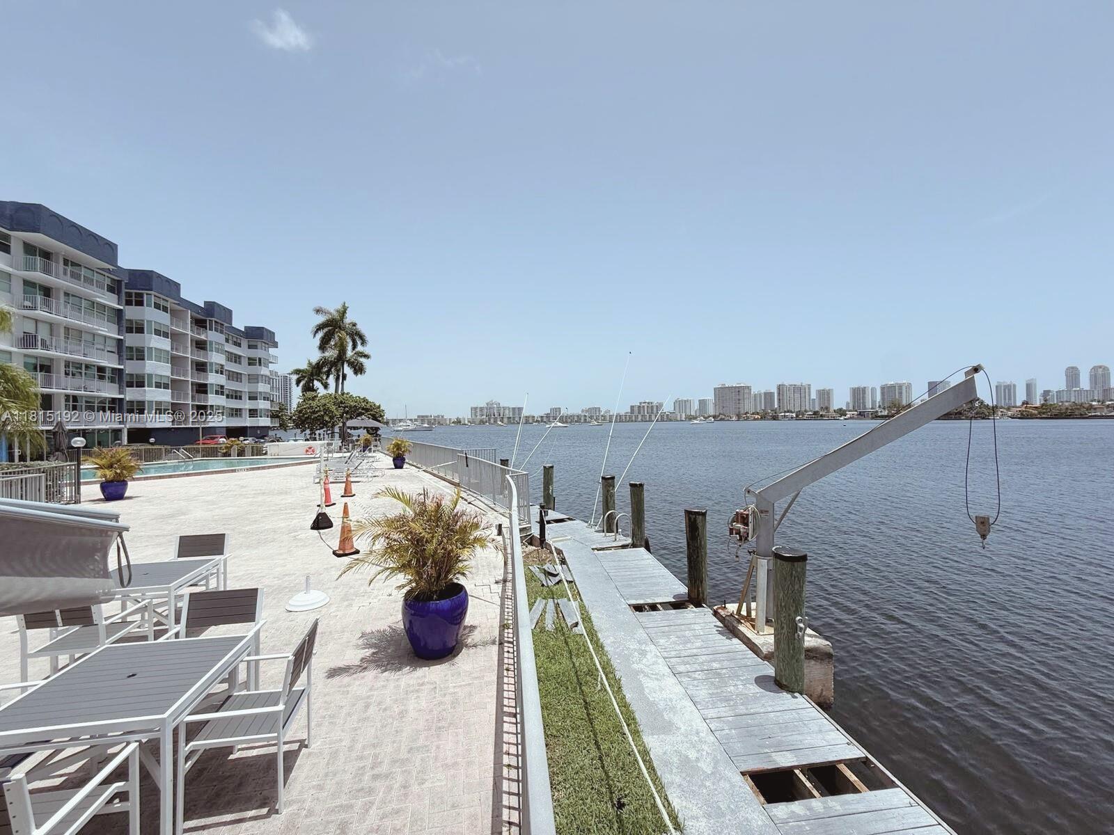 REEF SOUTH CONDO - Residential