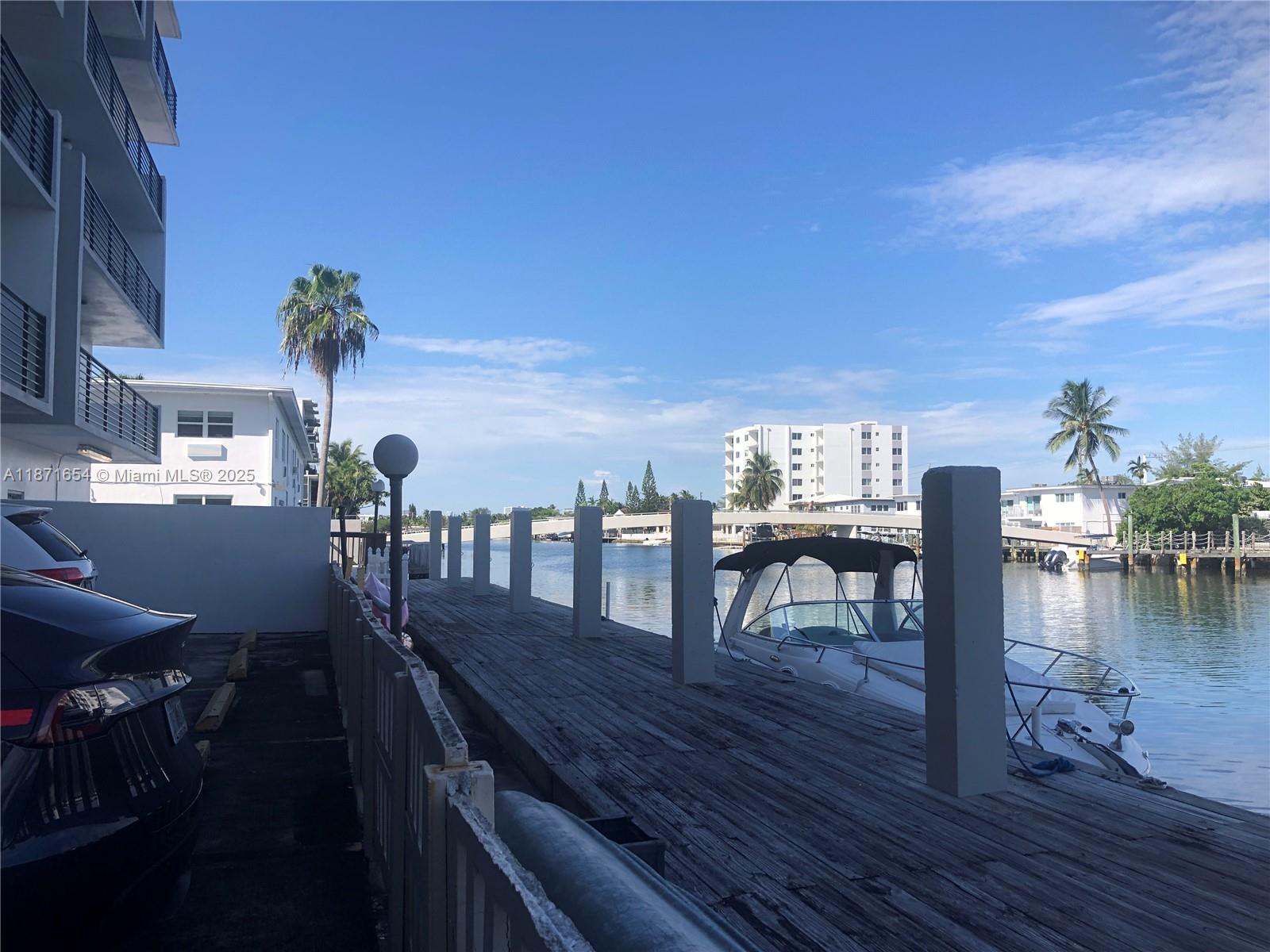 BYRON MARINA CONDO - Residential