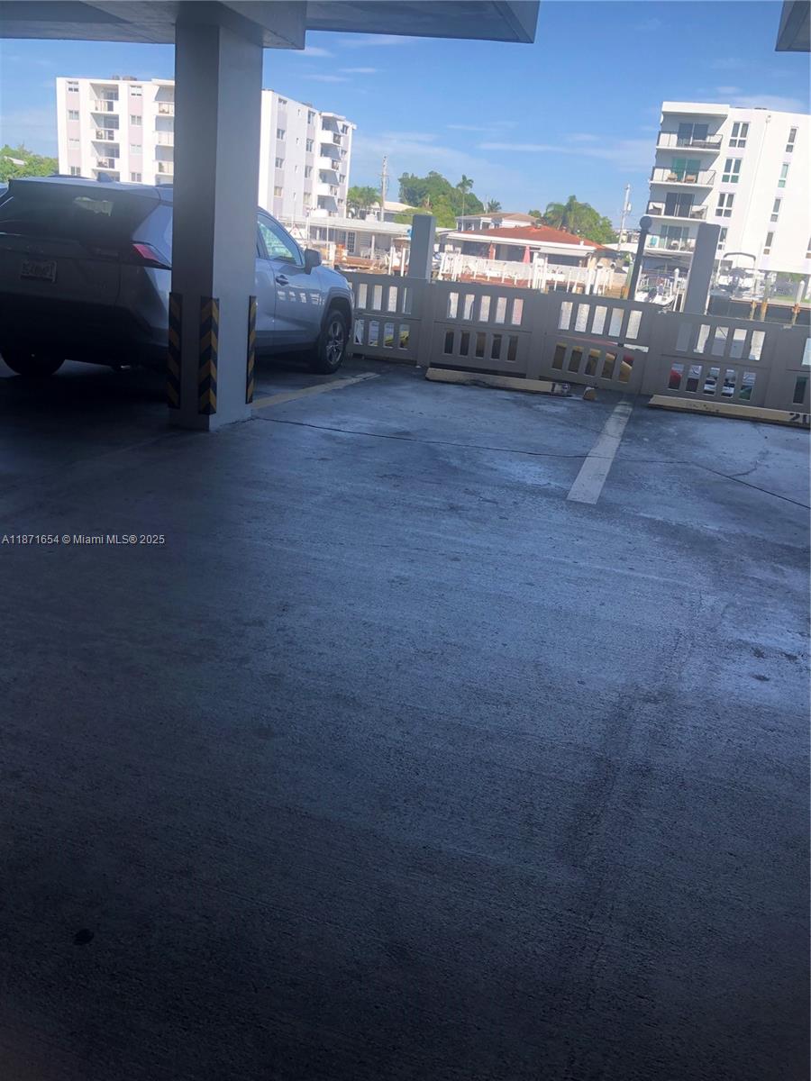 BYRON MARINA CONDO - Residential