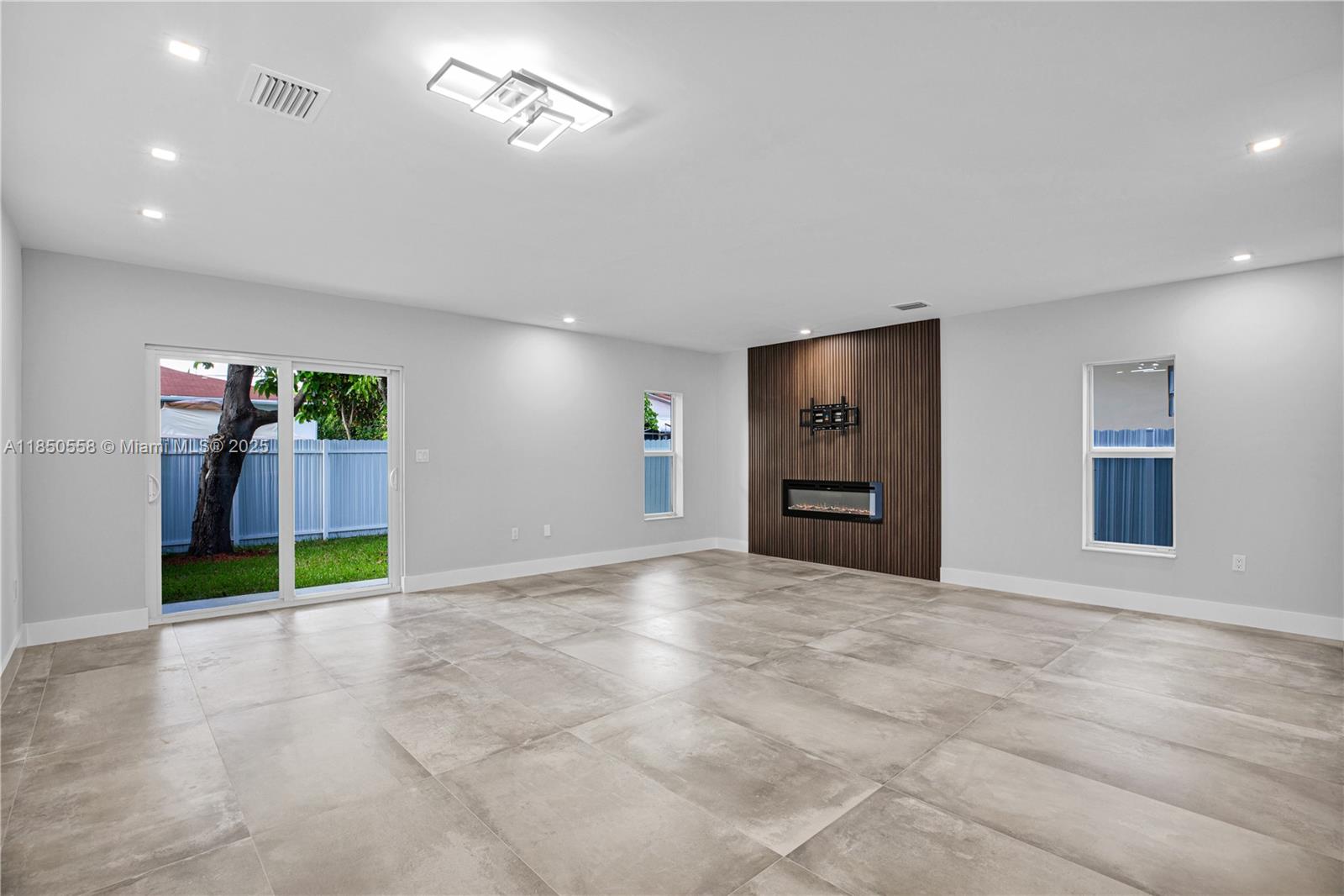 GARLICK SUB - Residential Lease