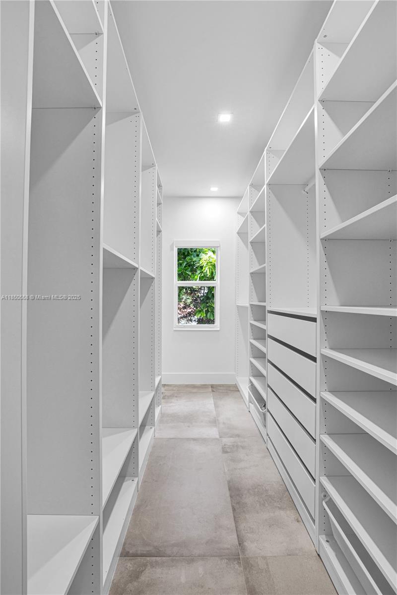 GARLICK SUB - Residential Lease