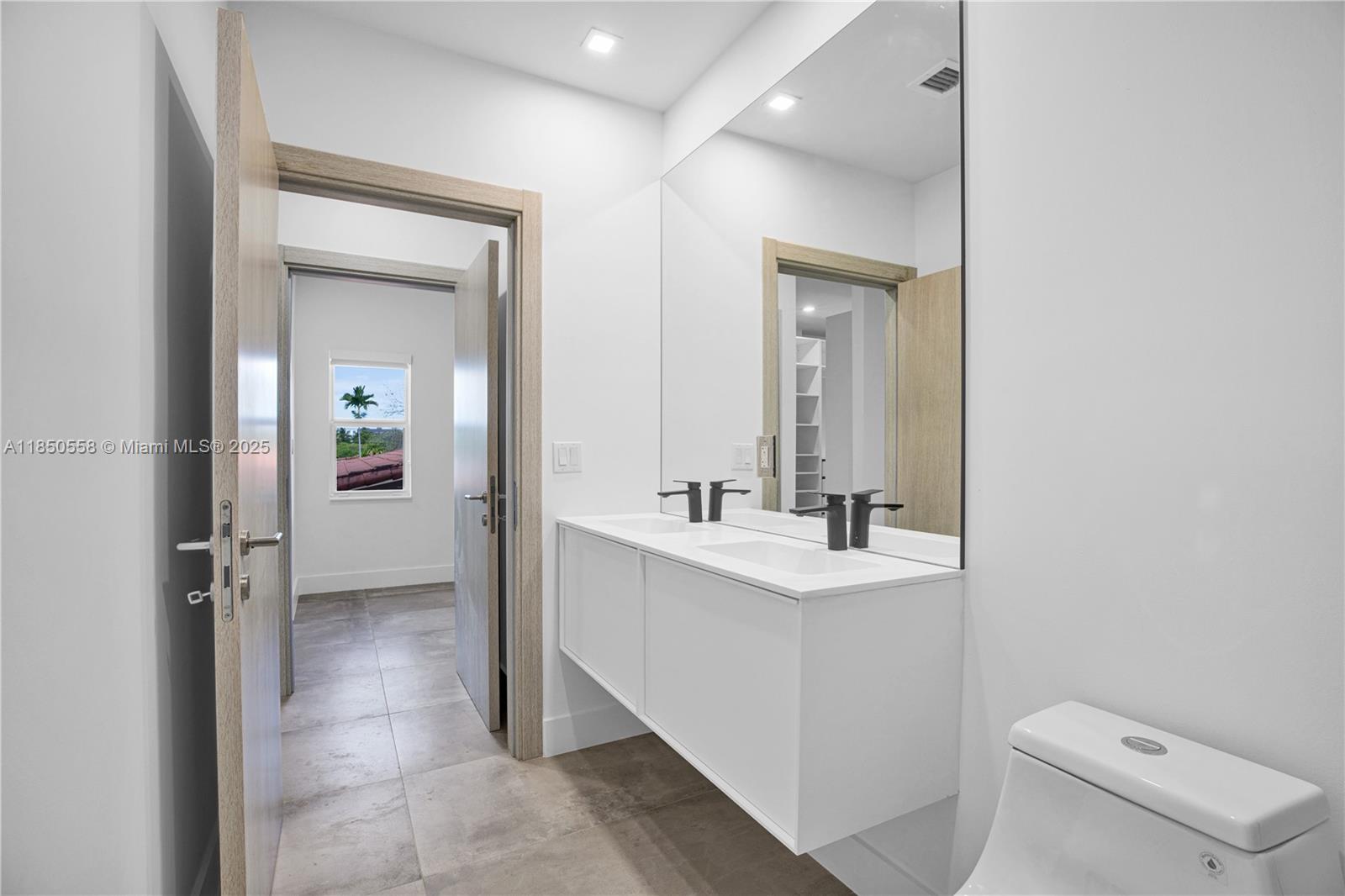 GARLICK SUB - Residential Lease