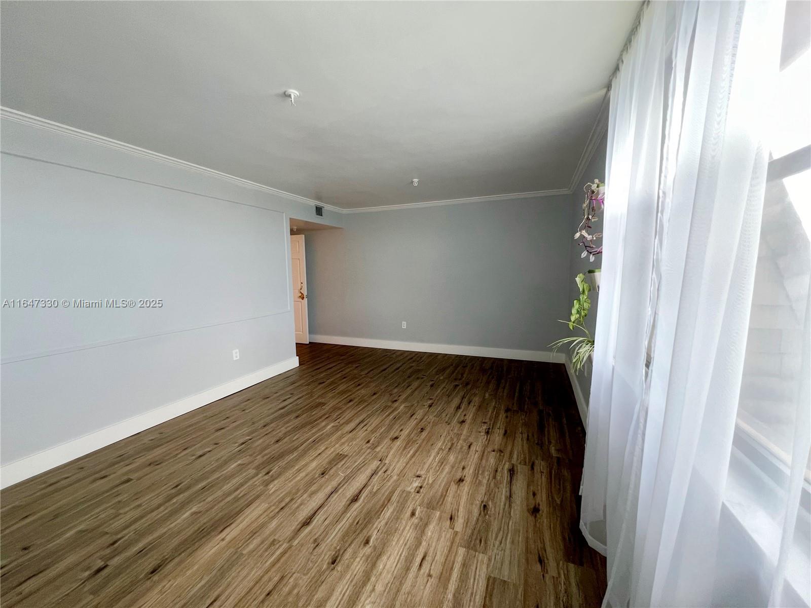 CEDAR GLENN CONDO APTS EA - Residential