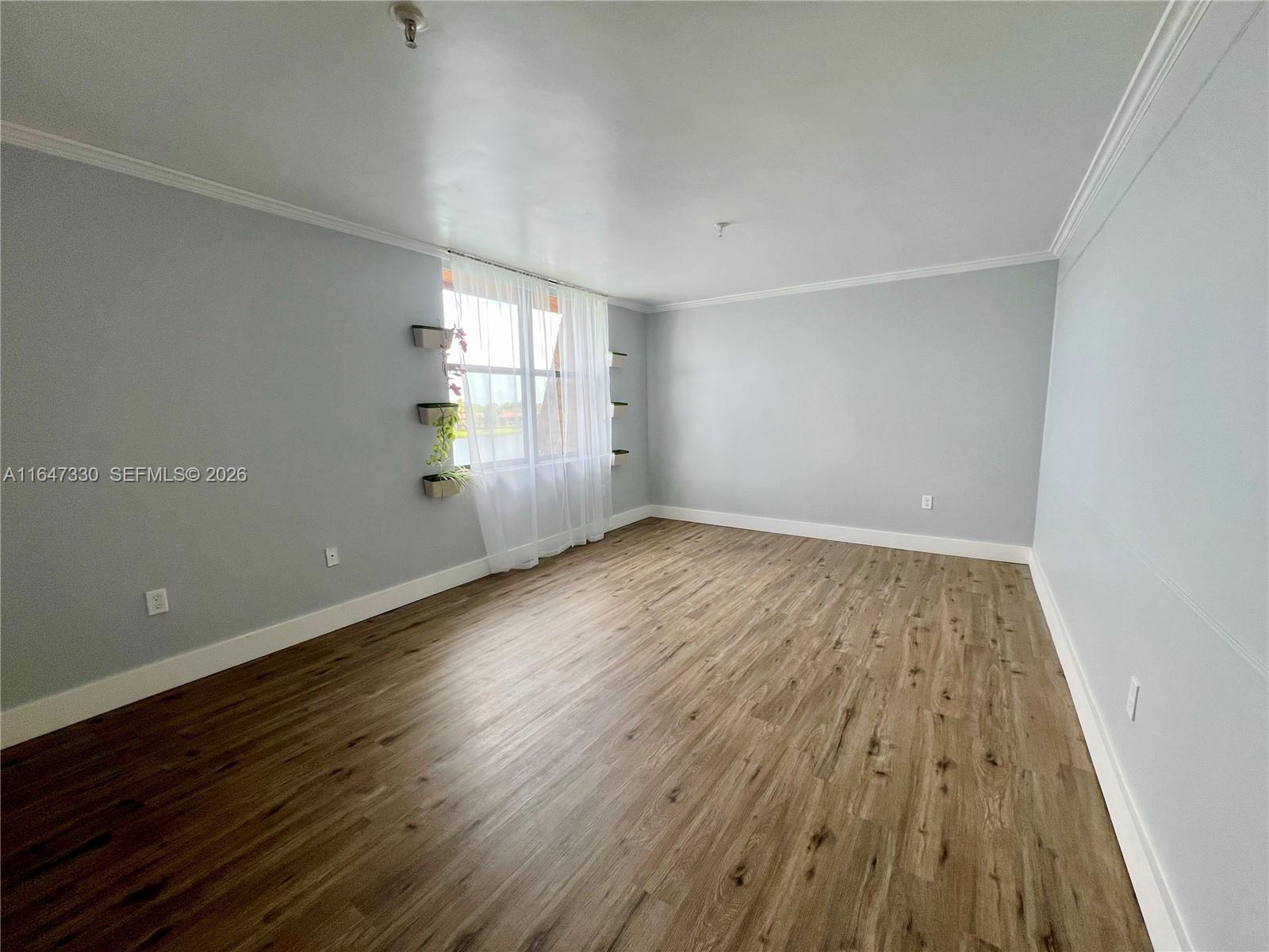 CEDAR GLENN CONDO APTS EA - Residential