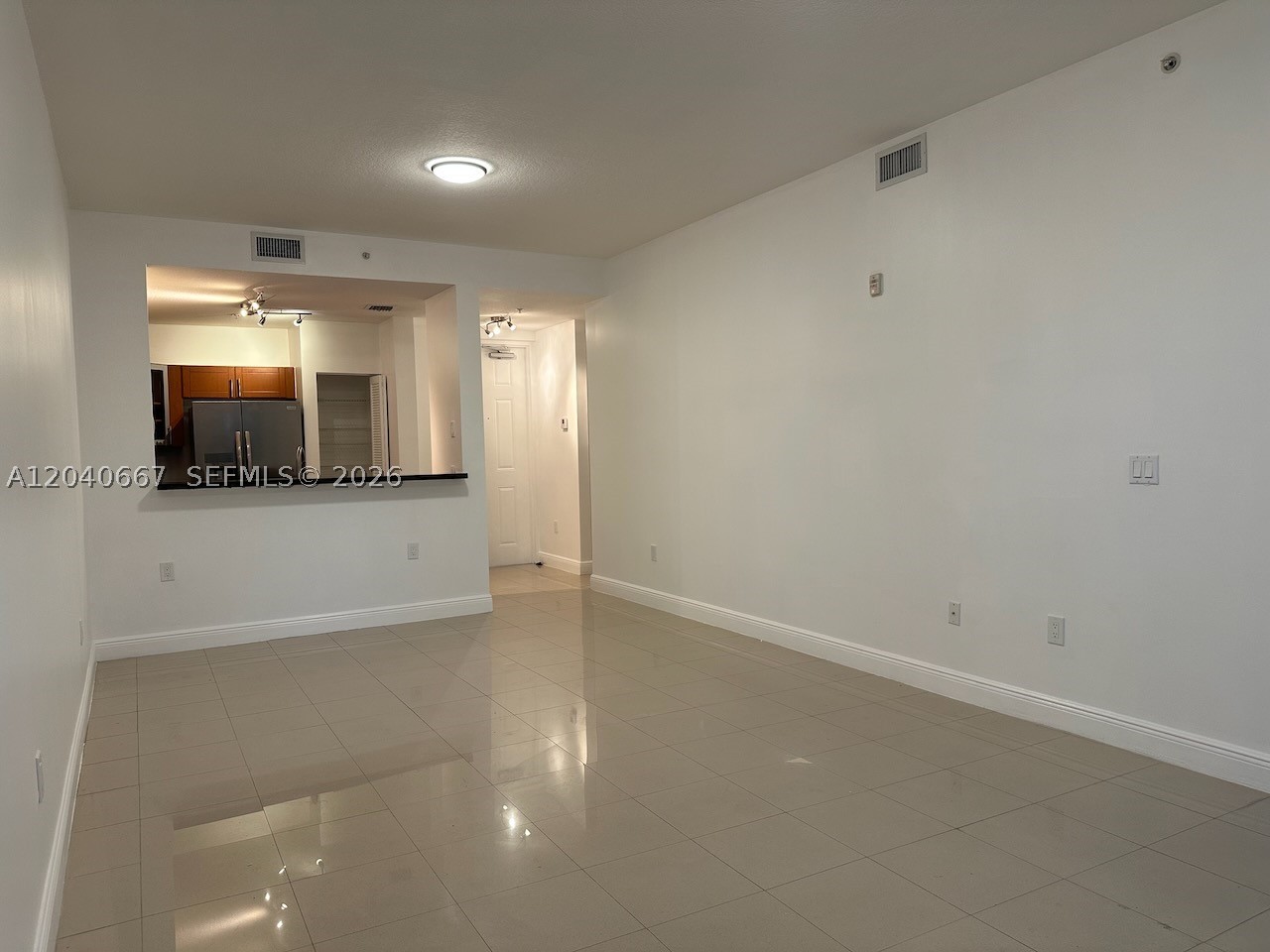 652 NE 63rd St 102