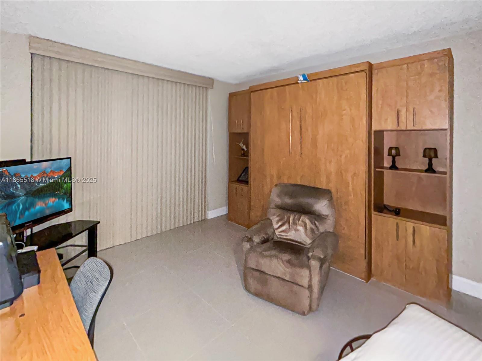 ENVIRON TOWERS II CONDO - Residential Lease