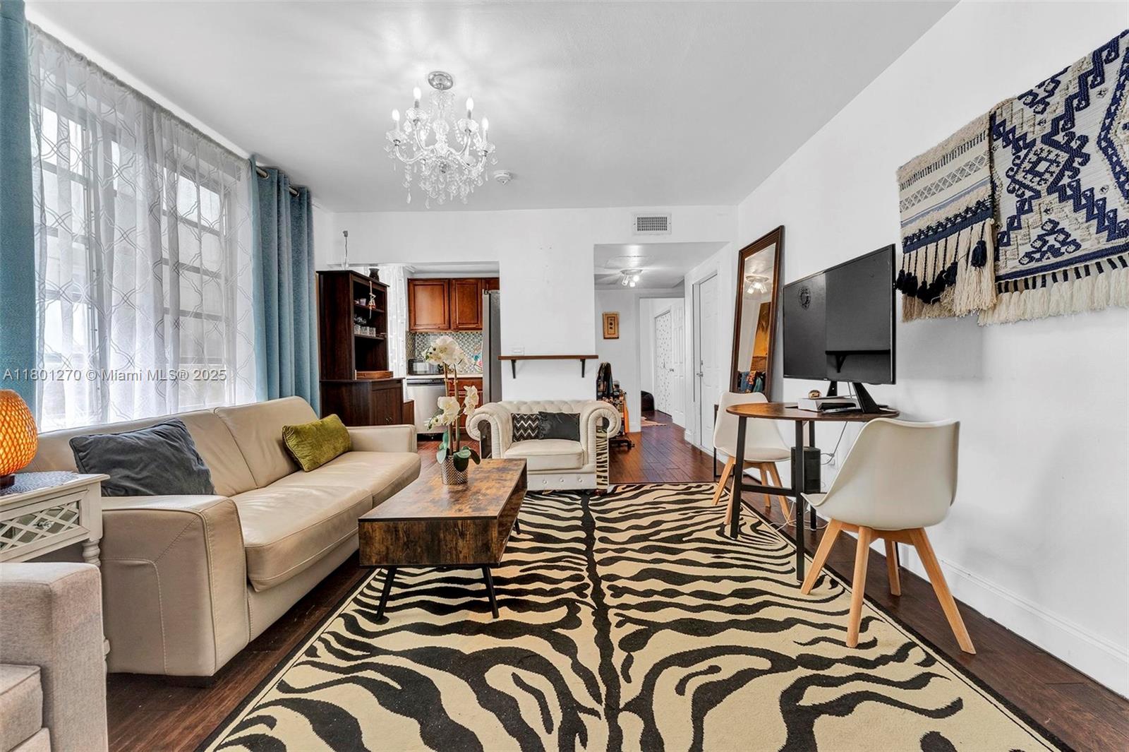 1150 Euclid Ave 101, Miami Beach, Miami-Dade County, Florida - 2 Bedrooms  
1 Bathrooms - 