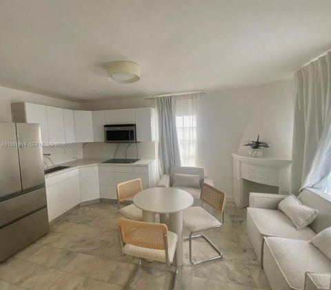 1526 Pennsylvania Ave 10 Miami Beach FL 33139