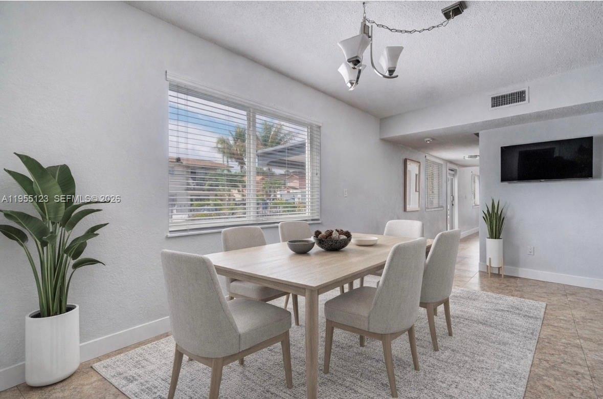 RIVERSIDE FARMS - Residential