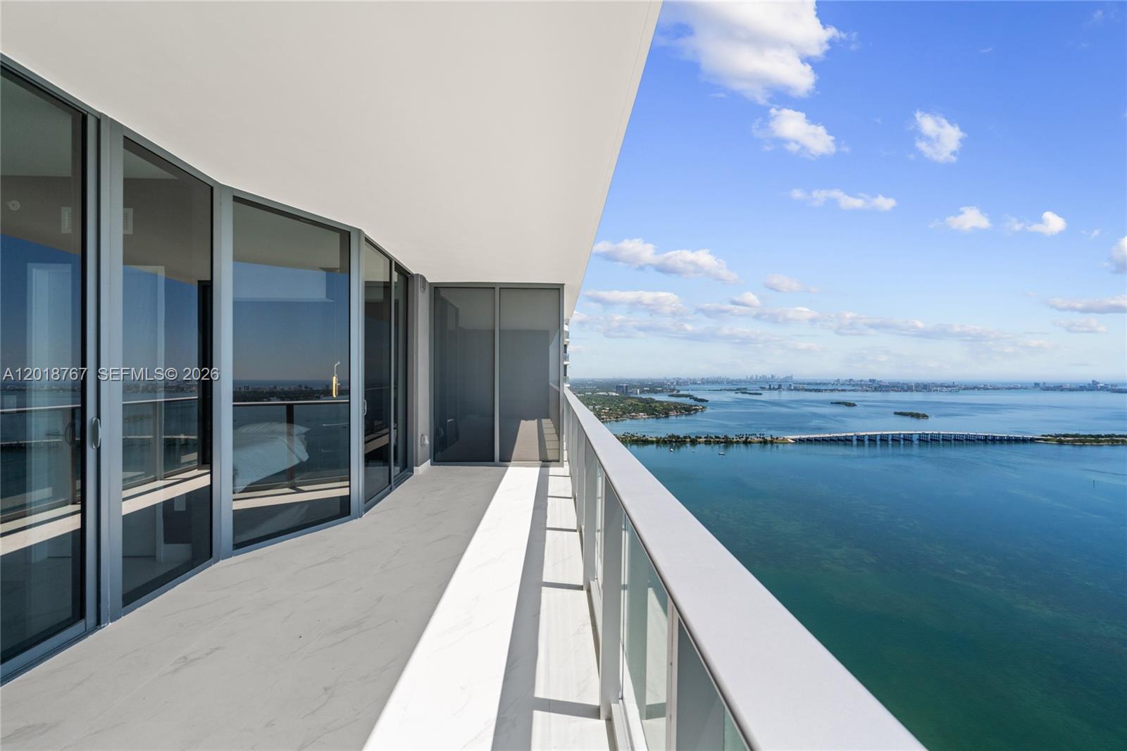 ARIA RESERVE - Residential