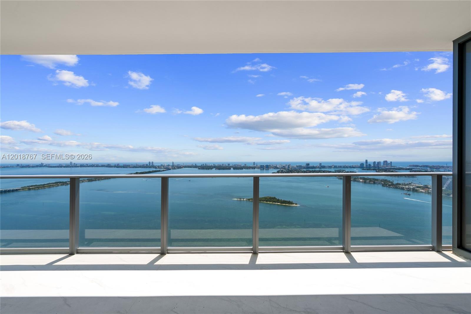 ARIA RESERVE - Residential