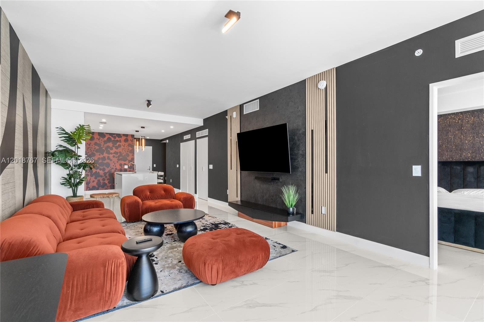 ARIA RESERVE - Residential